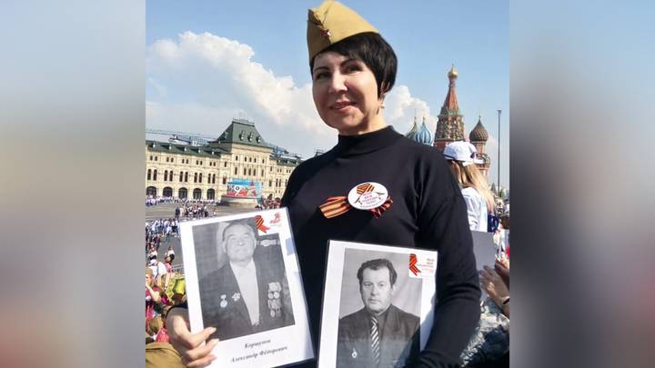 Участники, преподаватели и сотрудники проекта «Московское долголетие» вяжут теплые вещи для мобилизованных горожан