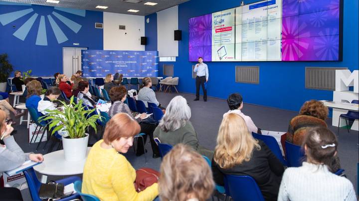 В Серебряном университете проекта «Московское долголетие» прошел выпускной