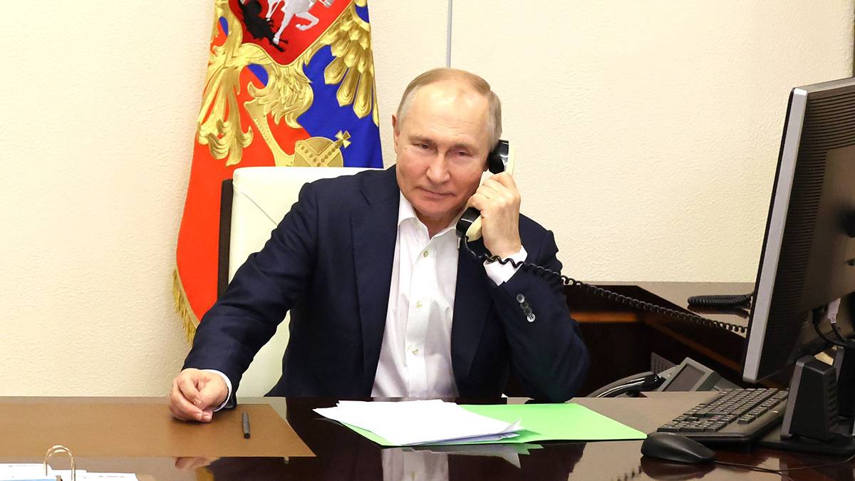 Путин провел телефонный разговор с президентом ОАЭ Мухаммедом Аль Нахайяном