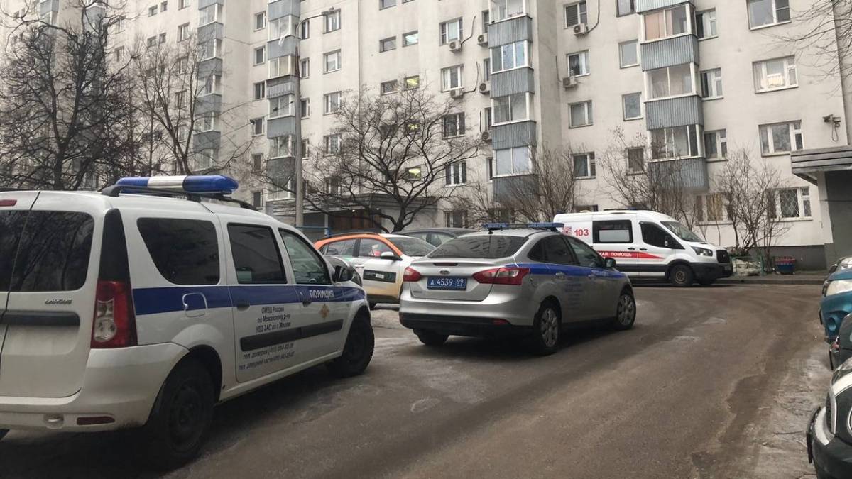 Пенсионерку зарезали в собственной квартире на западе Москвы