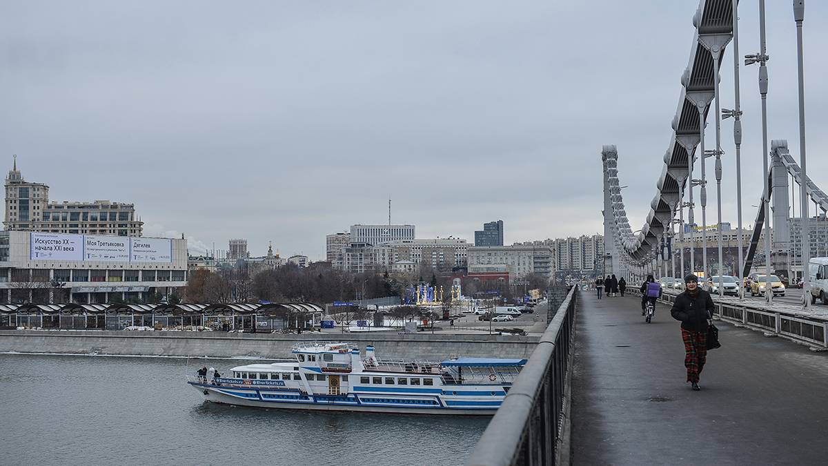 Движение на Крымском мосту в Москве ограничат из-за киносъемок в ночь на 9 апреля
