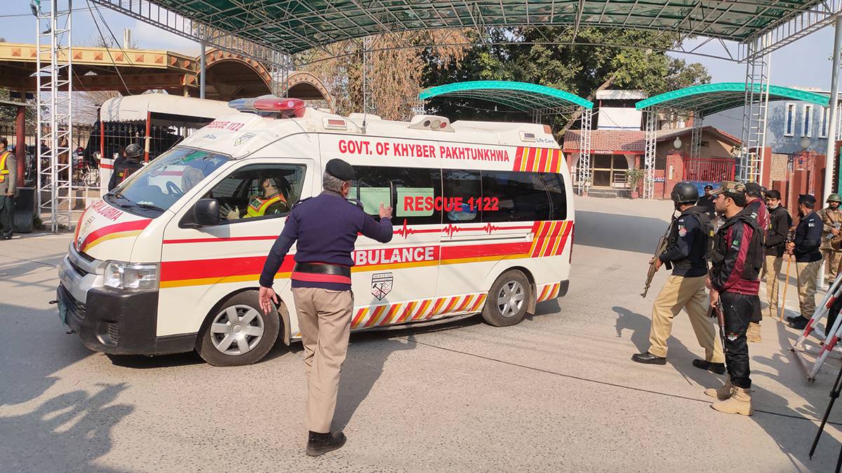 Geo: 25 человек погибли при взрыве в пакистанской мечети