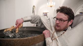 Когда можно и нельзя пить святую воду