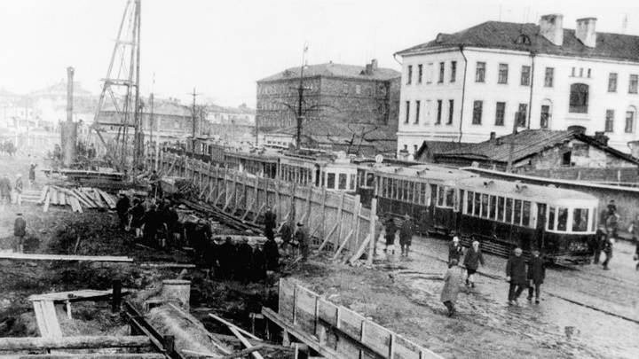 Перевыполнить, нельзя остановить: как «Вечерка» мотивировала строителей метро