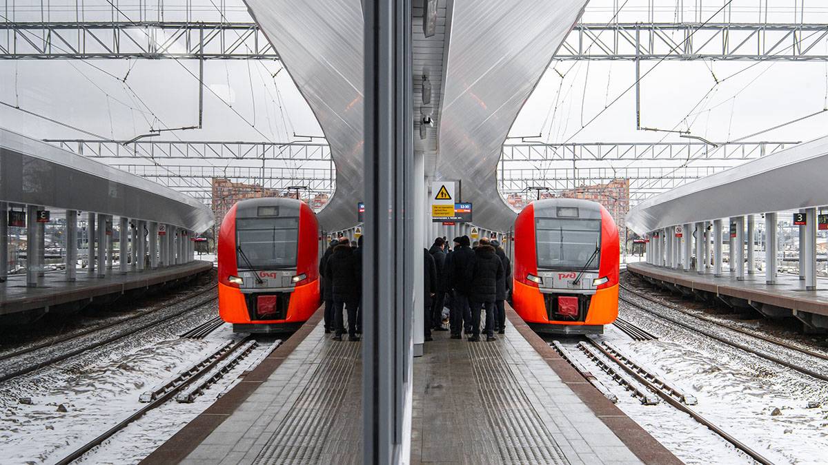 Поезда МЦД-3 задерживаются из-за травмирования человека на станции