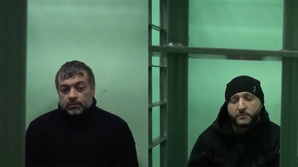 Двое мужчин вынесли украшения из ювелирной мастерской на миллион рублей в Балашихе. Видео