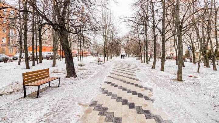 Москвичам рассказали о ходе благоустройства территории возле станции Очаково МЦД-4