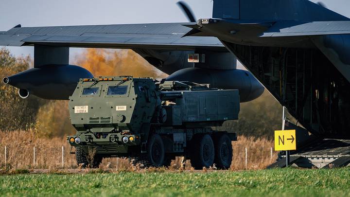 Пентагон анонсировал отправку на Украину ракет большей дальности для HIMARS