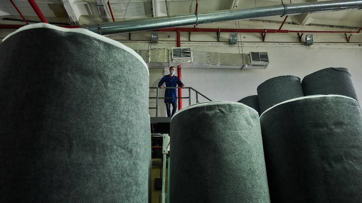 Владислав Овчинский: В Москве запустили производство фильтров для воды полностью из отечественного сырья