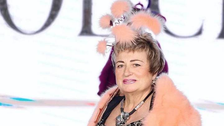 Участница «Московского долголетия» Тамара Кривошеина на модном показе в Гостином Дворе