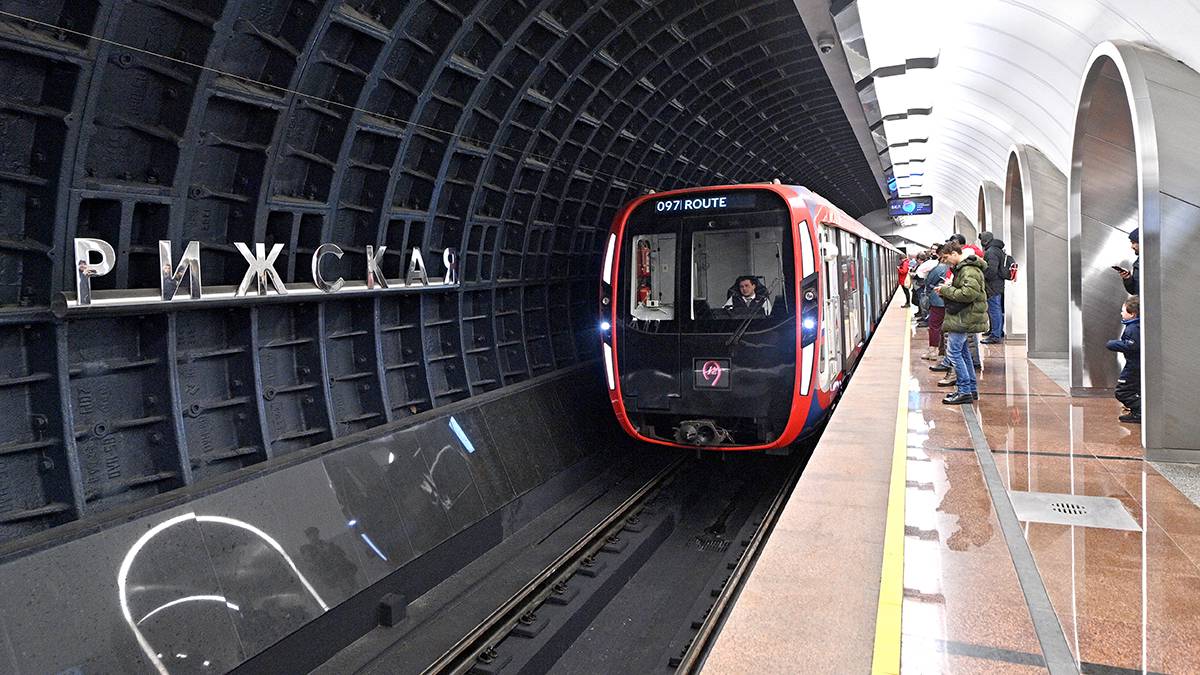 Арт-объект «Ковер-самолет» на станции БКЛ метро «Рижская» решили не снимать
