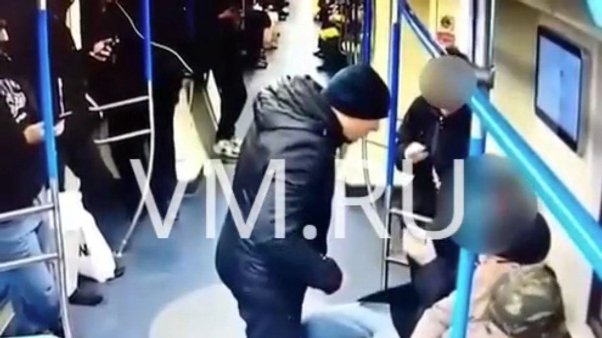 Установлена личность мужчины, избившего подростка в московском метро