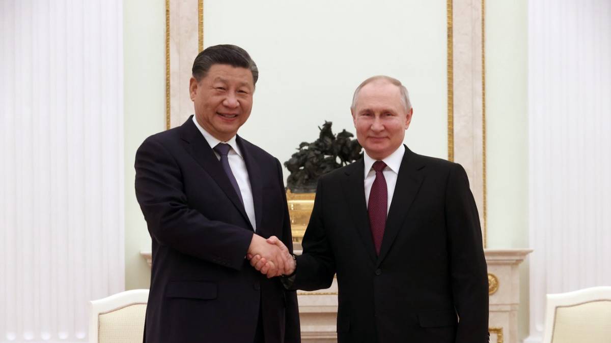 Русский с китайцем вышли наверх: визит Си Цзиньпина в Москву бросил вызов лидерству США в экономике и политике