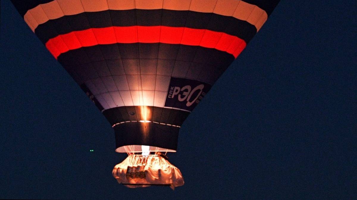 Конюхов и Меняйло побили мировой рекорд по дальности полета воздушного шара