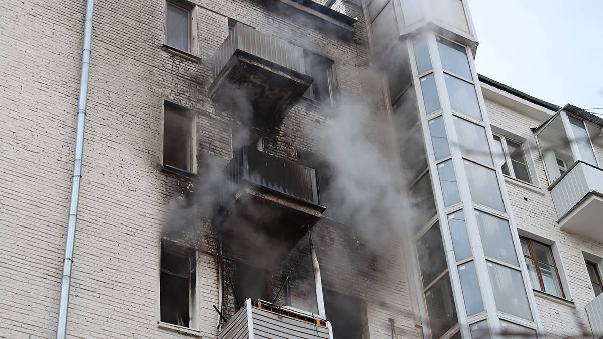 Пожар в жилом доме в центре Москвы ликвидирован