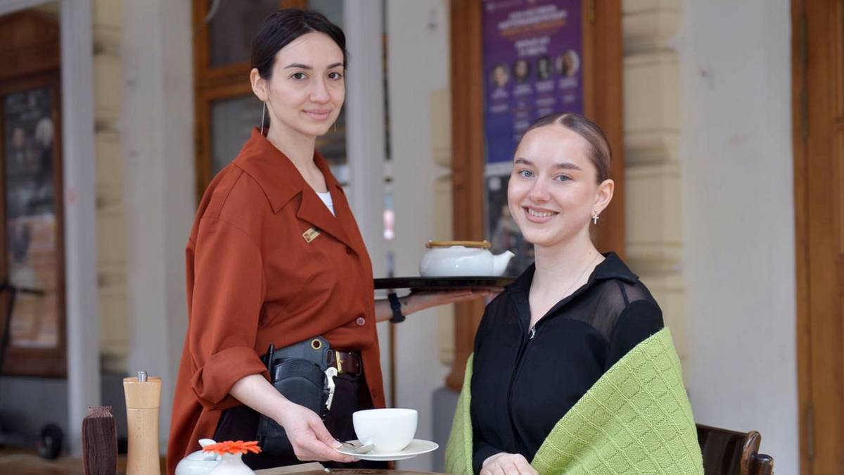 Свежий воздух, вкусный кофе: столичные рестораторы готовятся к открытию летних веранд