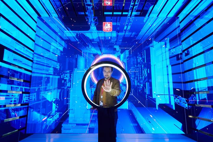 Владислав Овчинский сообщил о запуске программ повышения квалификации по направлению «Искусственный интеллект в промышленности»