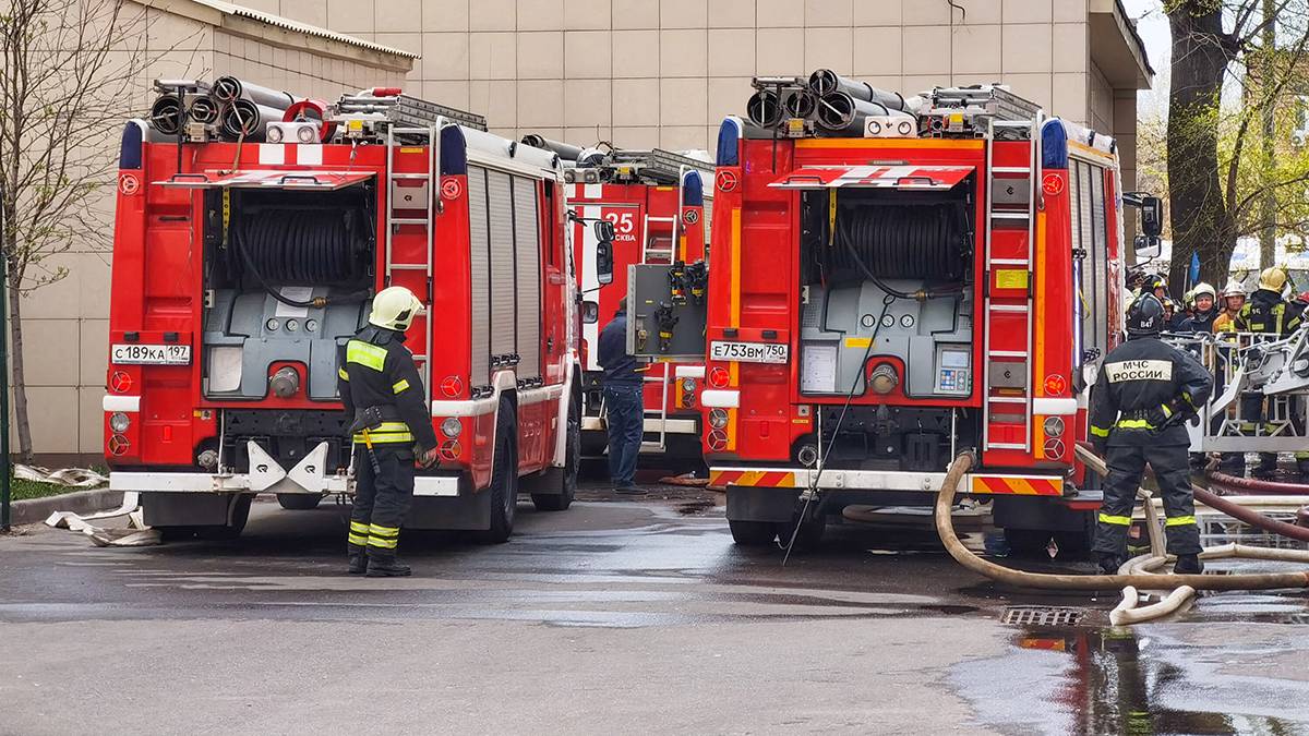 Пожар произошел в здании академии адвокатуры и нотариата в центре Москвы