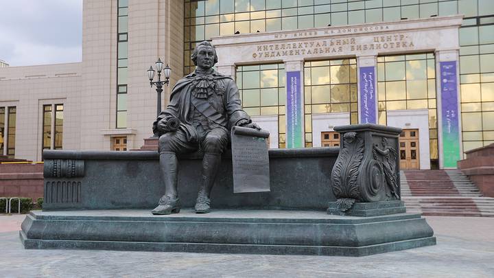 «Боец пера и экрана»: каким должен быть современный журналист