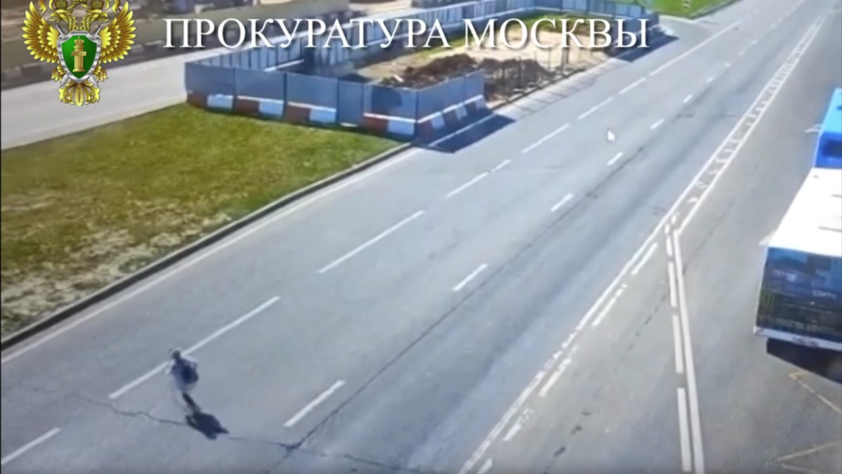 Автомобиль сбил перебегавшего дорогу ребенка на северо-востоке Москвы