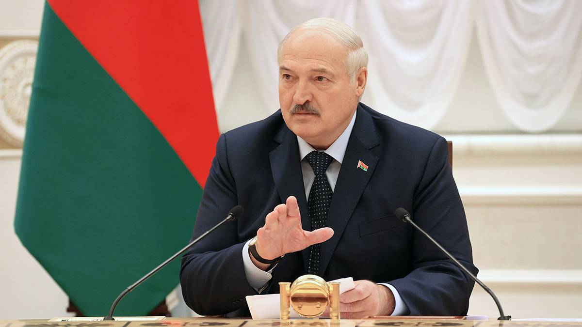 Лукашенко уволил инспектора по Витебской области за недопустимый проступок