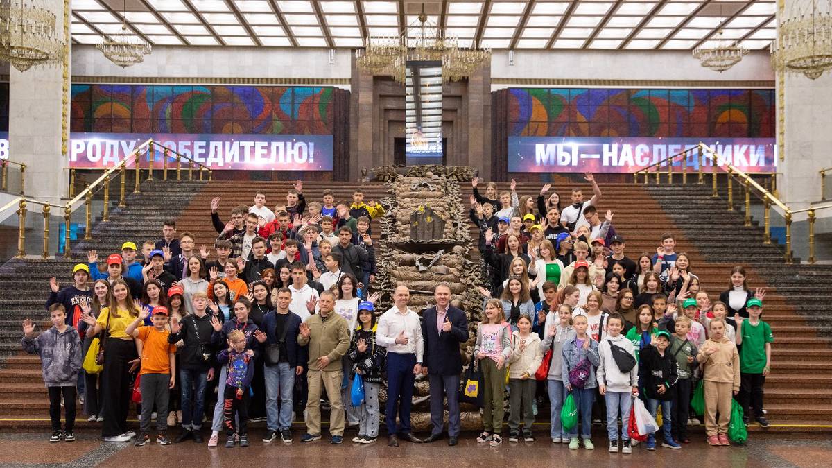 Более 100 детей из новых регионов прошли мастер-класс от «Лидеров России» в Музее Победы