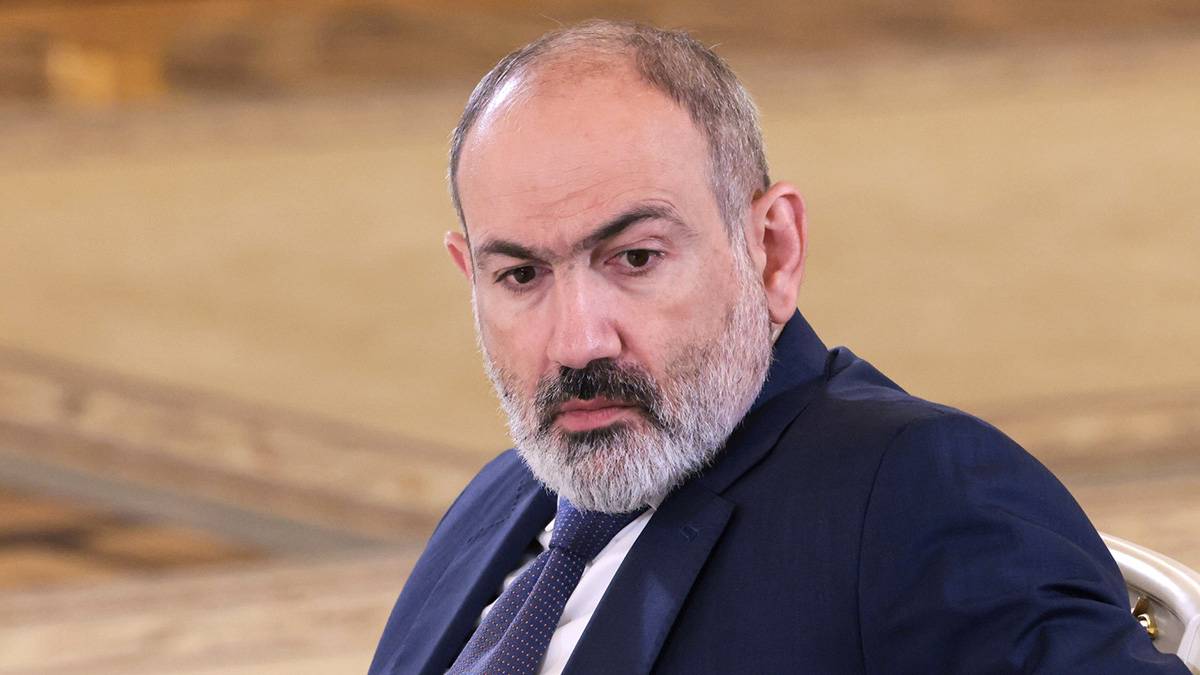 Оппозиция Армении сообщает о создании комитета по отстранению Пашиняна