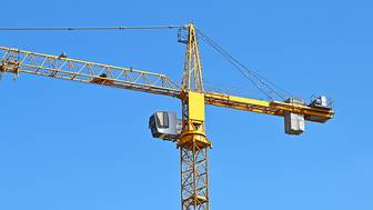 Машинист крана перестал подавать признаки жизни на стройке в Очаково-Матвеевском