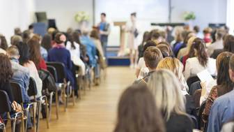 Почти шесть тысяч школьников в Москве прошли обучение основам конкуренции в 2025 году