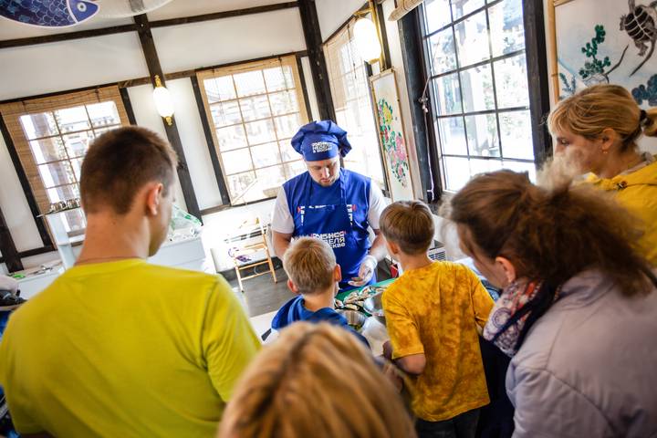 Кулинарные баттлы и чемпионат по рыбалке: москвичам рассказали о самых ярких событиях «Рыбной недели» в эти выходные