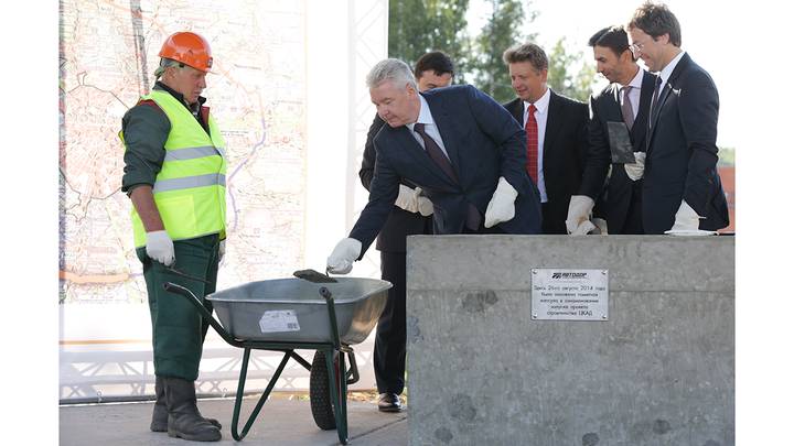 Во время церемонии начала строительства ЦКАД, 2014 год / Фото: ИТАР-ТАСС / Артем Геодакян
