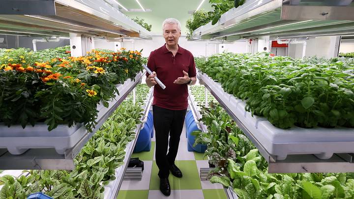 Во время посещения детского технопарка, 2022 год / Фото: Сергей Карпухин / ТАСС