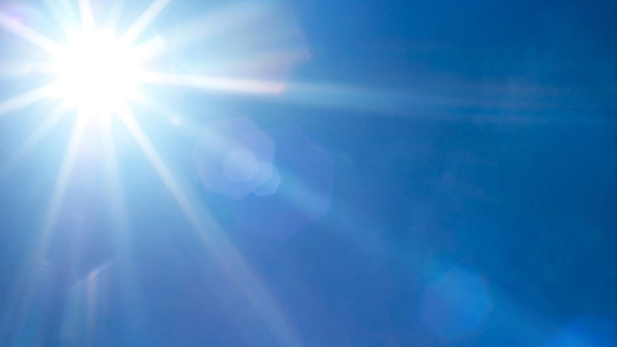 Учащаются вызовы скорой помощи: ученый Чашей рассказал о последствиях выброса солнечной плазмы