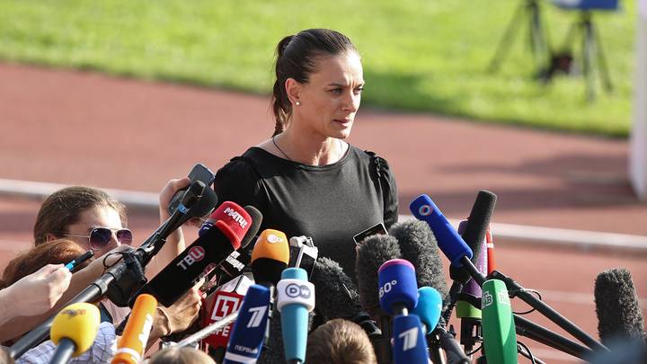 Елена Исинбаева: где живет сейчас, почему уехала из России, громкие заявления