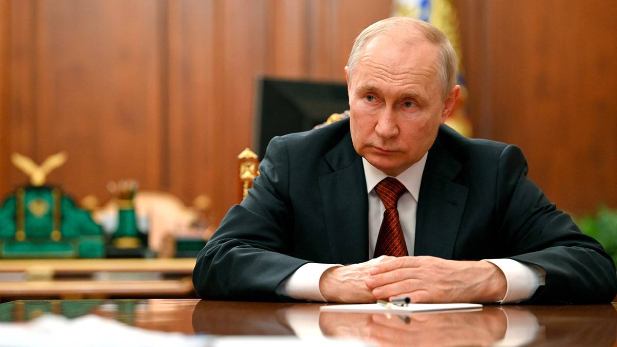 Путин поручил рассмотреть вопрос создания ОЭЗ в сфере киноиндустрии в Москве
