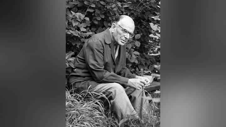 Жизнь в одной капле: как опубликованное в «Вечерке» эссе Паустовского повлияло на становление писателя