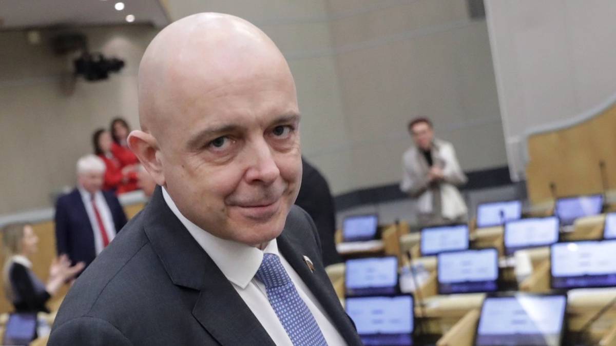 Попавший в реанимацию депутат Госдумы Сокол снялся с выборов главы Хакасии