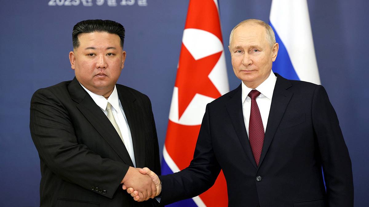 Ким Чен Ын подарил Путину пару собак — потомков волков