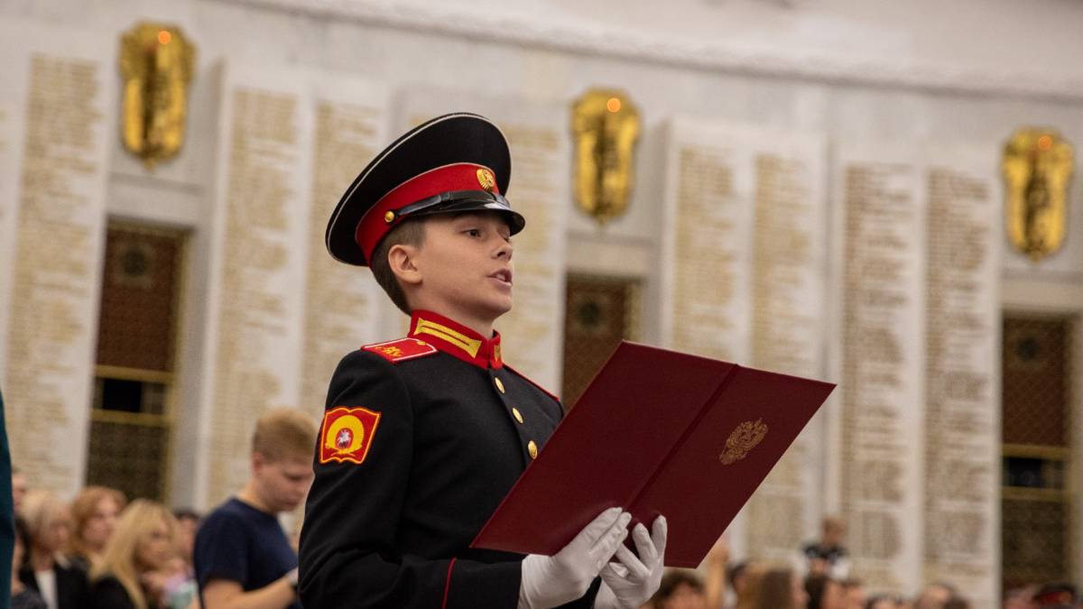 Торжественная церемония посвящения в суворовцы состоялась в Музее Победы