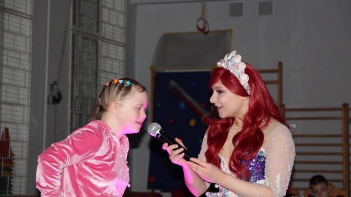 Специалисты столичной соцзащиты рассказали, как правильно организовать праздник для детей с особенностями здоровья