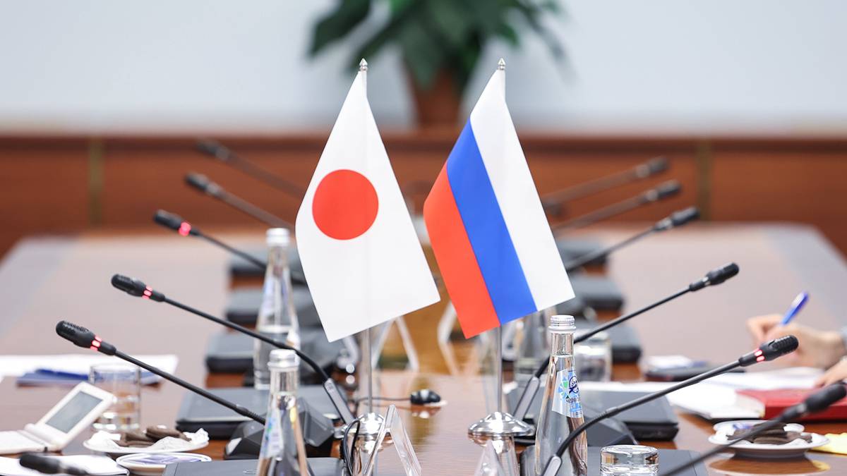 МИД: РФ не будет инициатором восстановления связей с Японией без встречных шагов