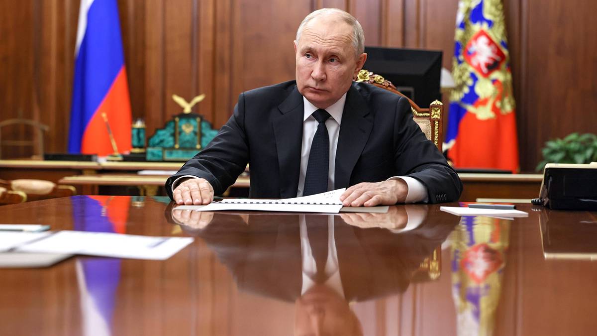 Путин: ВВП РФ по итогам 2024 года может прибавить более трех процентов