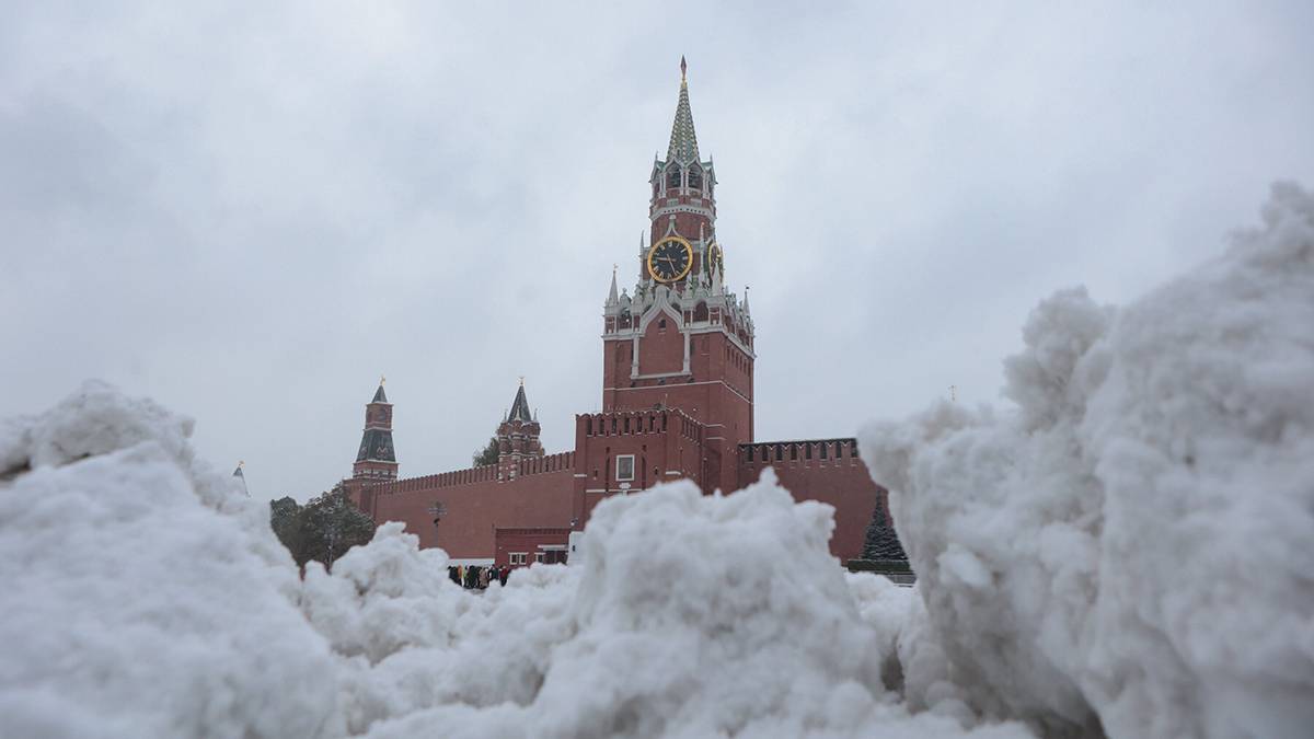 Синоптик Шувалов: Высота снега в Москве достигнет полуметра на следующей неделе