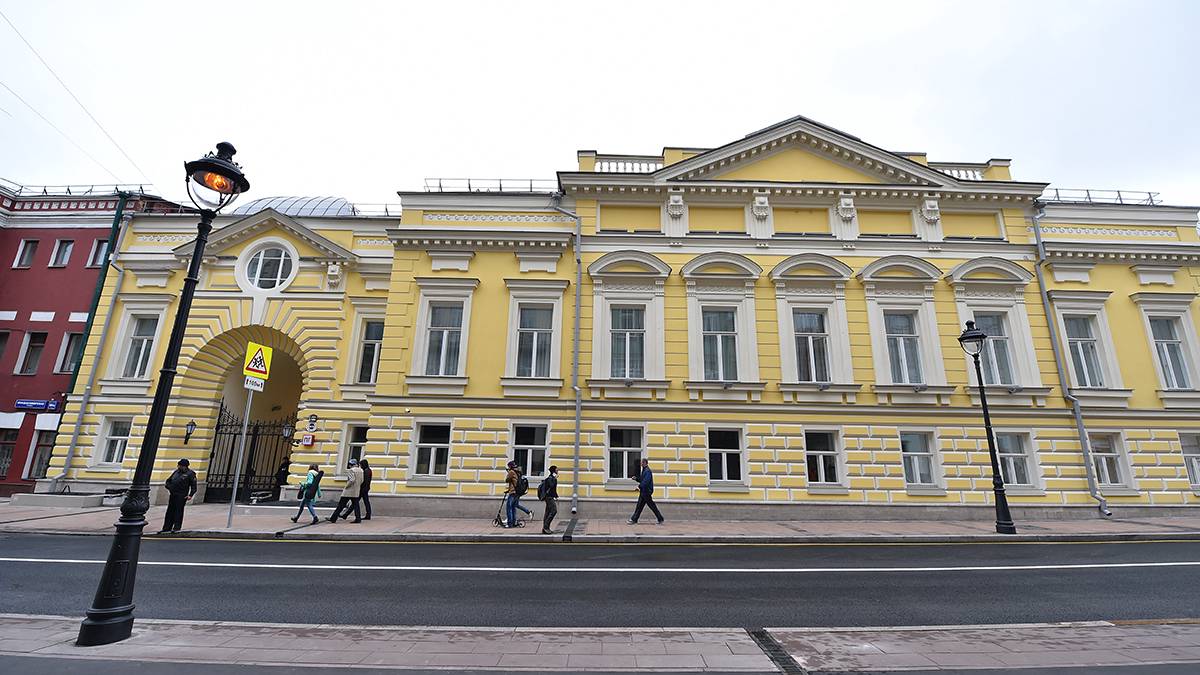 Живет, поет, звучит знаменитый «Геликон»