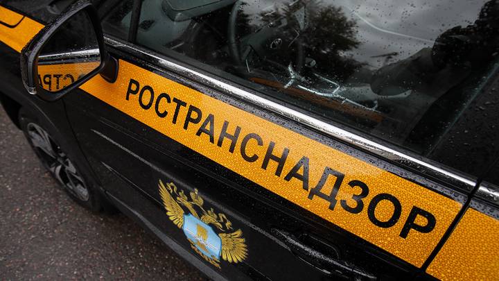 Власти заинтересовались жалобой пилота «Победы» на полеты с минимумом топлива Власти заинтересовались жалобой пилота «Победы» на полеты с минимумом топлива