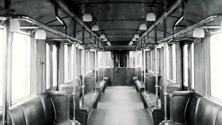 Интерьер вагона метропоезда 1935–1936 годов