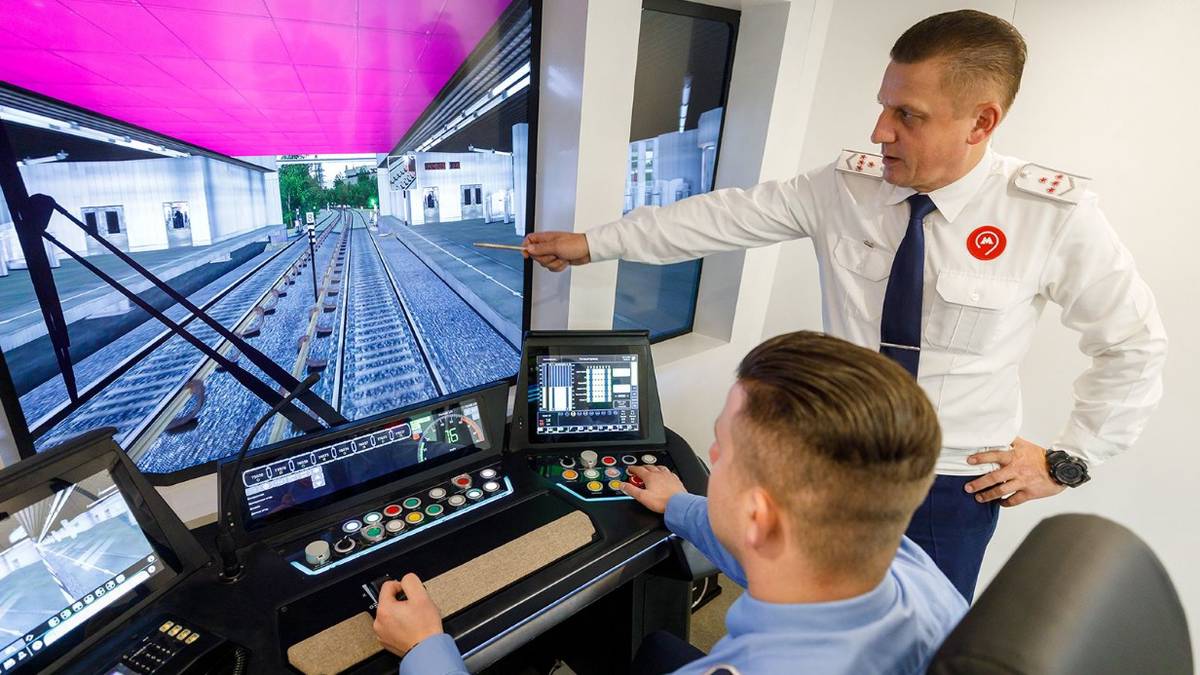 Собянин: На Замоскворецкую линию метро выйдут новые составы «Москва-2020» 