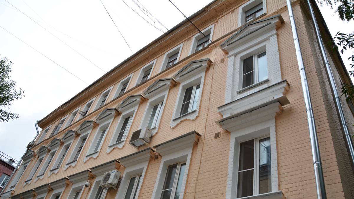 В Тверском районе капитально отремонтирован фасад шедевра неоклассицизма