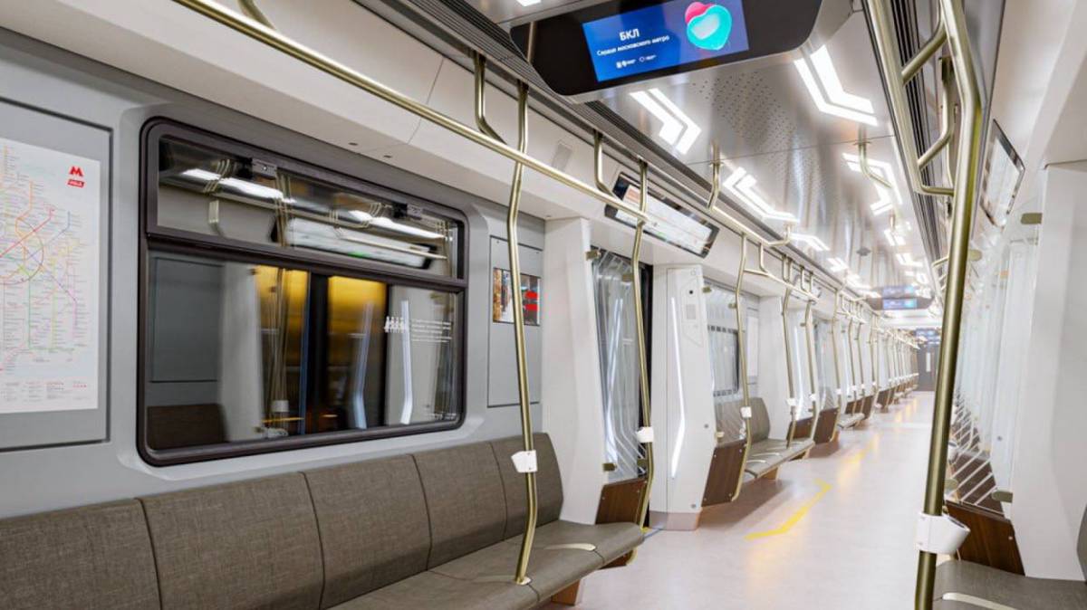 Москвичи выбрали цвет интерьера нового вагона метро