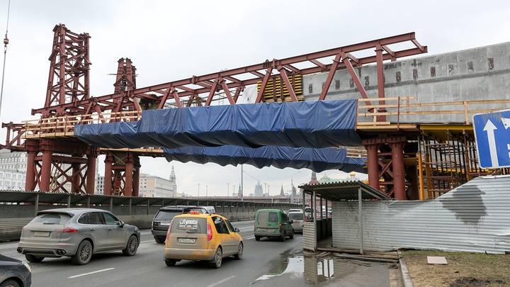 Строительство Парящего моста / Фото: АГН Москва
